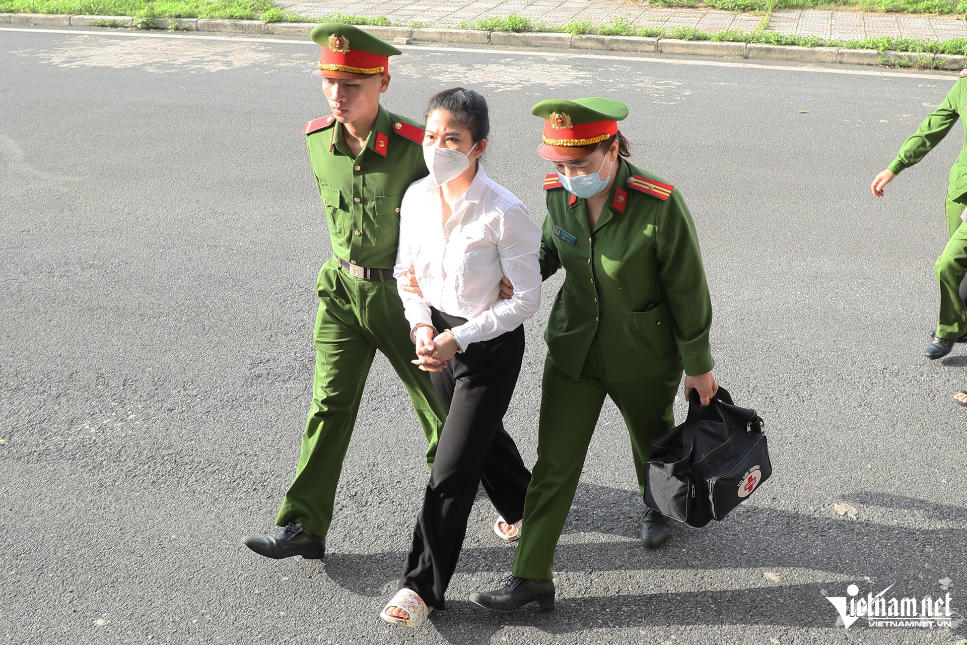 W-hinh anh dan giai.JPG.jpg
