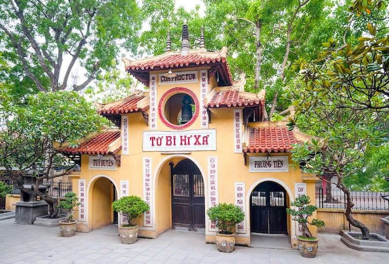 Ngôi chùa hơn 500 tuổi được mệnh danh là cổ tự linh thiêng nhất Thủ đô, tọa lạc giữa trung tâm phố cổ, được chọn làm nơi cung nghinh xá lợi Đức Phật ở Hà Nội - ảnh 4