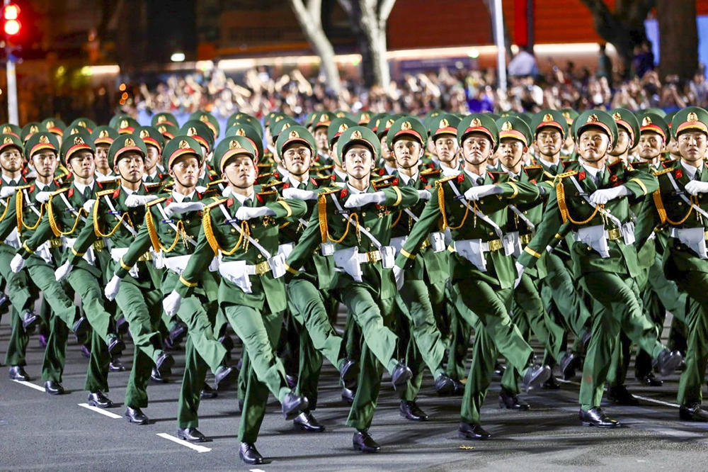Chính phủ yêu cầu Bộ Quốc phòng, Bộ Công an phối hợp chuẩn bị, tổ chức lễ diễu binh, duyệt binh dịp Quốc khánh 2/9 - ảnh 2