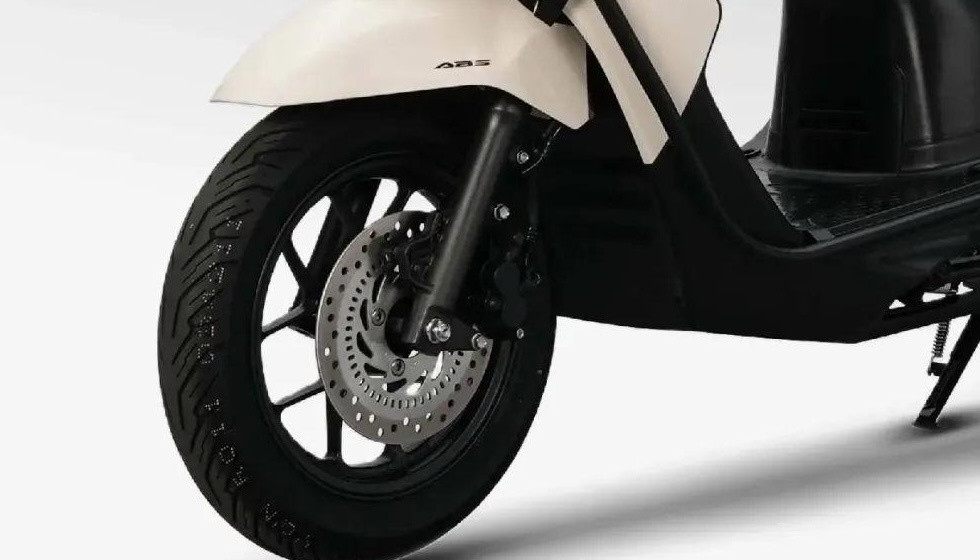 Mẫu siêu tay ga mới của Honda giá chỉ 29 triệu đồng: Thiết kế cổ điển nhưng phong cách, xăng đổ một lần đi mãi không hết