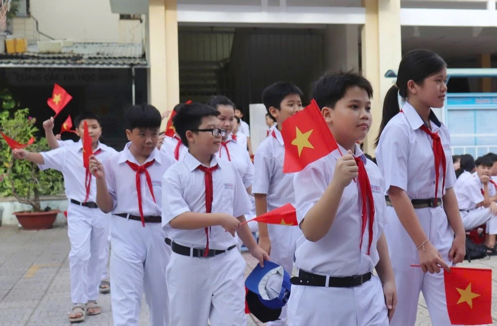 Đà Nẵng: Ưu tiên tuyển sinh con cán bộ sau khi sáp nhập tỉnh - ảnh 1