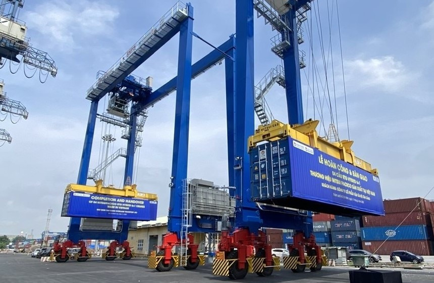 Từ nhập khẩu 100% đến làm chủ công nghệ: Việt Nam lần đầu sản xuất 1 thiết bị cảng biển trị giá gần 2 triệu USD