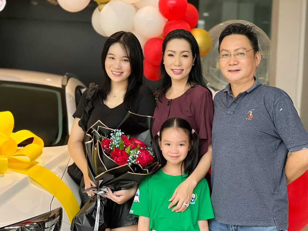 Á hậu Việt Nam đầu tiên được phong NSND, là Phó Chủ tịch Hội sân khấu, lấy chồng đại gia ngành nhựa, U60 có biệt thự 10 tỷ - ảnh 7