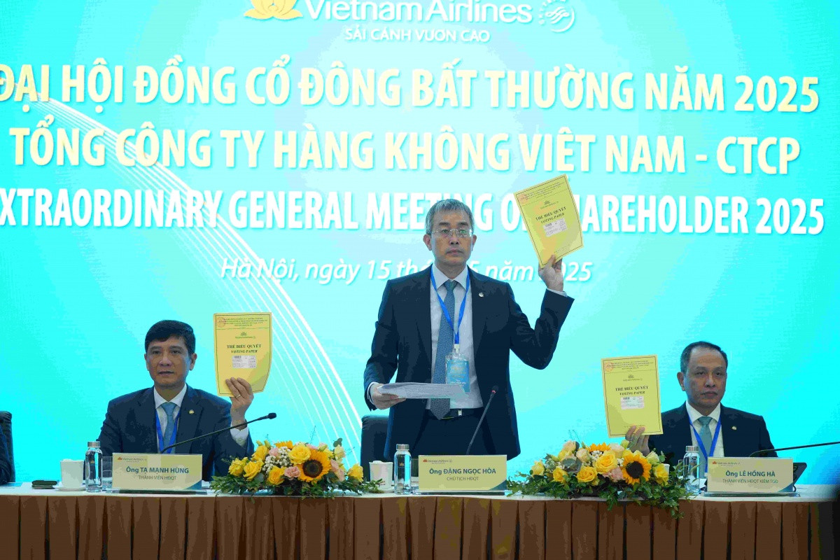 ĐHĐCĐ bất thường Vietnam Airlines (HVN): Chốt tăng vốn điều lệ thêm 9.000 tỷ đồng và mua 50 máy bay thân hẹp