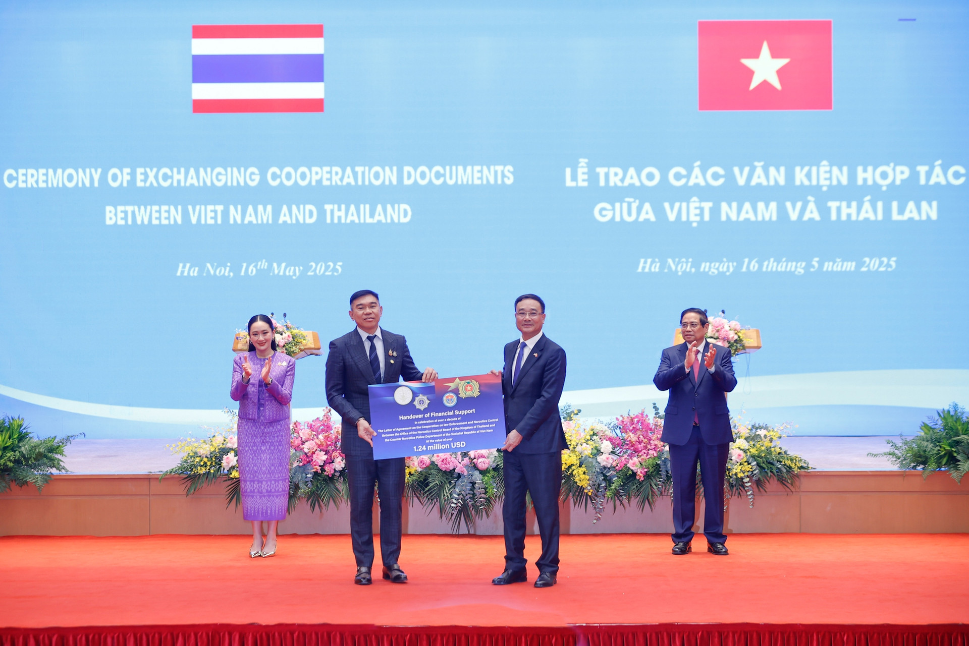 Việt Nam Thái Lan trao nhiều văn kiện hợp tác quan trọng- Ảnh 2. Việt Nam Thái Lan trao nhiều văn kiện hợp tác quan trọng- Ảnh 2.