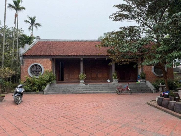 ‘Vua hài đất Bắc’ xây dựng lại căn nhà ‘chôn rau cắt rốn’ bên trong biệt phủ rộng 5.000m2- Ảnh 6. ‘Vua hài đất Bắc’ xây dựng lại căn nhà ‘chôn rau cắt rốn’ bên trong biệt phủ rộng 5.000m2- Ảnh 6.