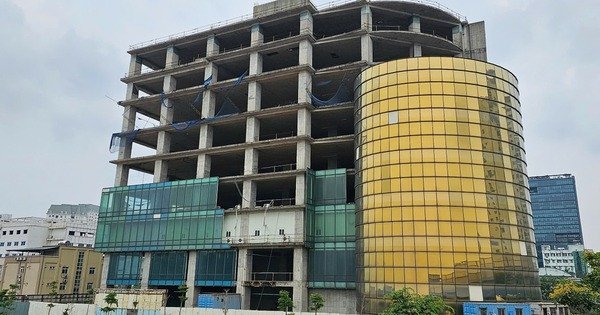 Tòa tháp 220 triệu USD ‘đắp chiếu’ gần 15 năm trên đất vàng Thủ đô: Từng lập kỷ lục và rao bán với mức giá ‘trên trời’