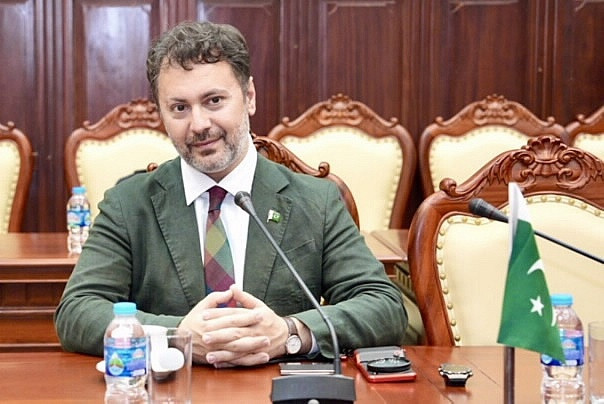 Phó Thống đốc NHNN Đào Minh Tú tiếp Đại sứ Pakistan tại Việt Nam