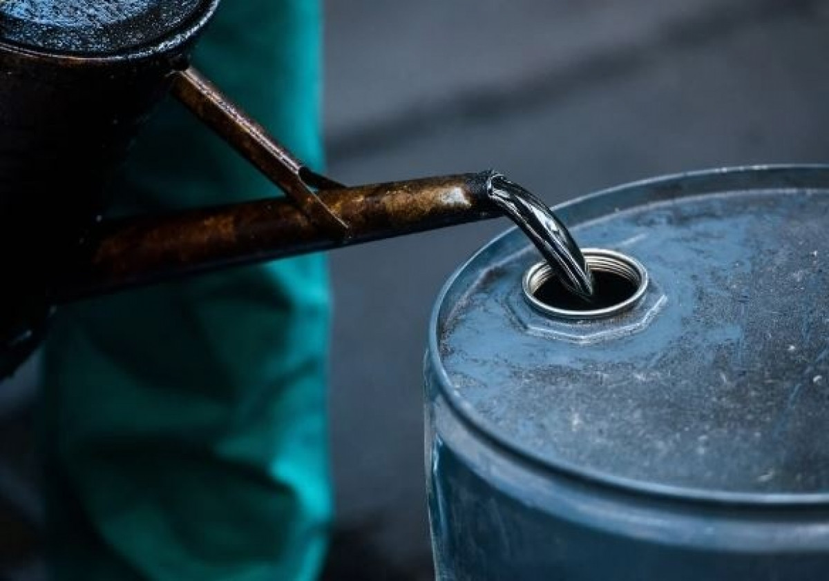 Dầu thô giảm sốc trước tín hiệu hòa giải Mỹ-Iran: Nỗi lo thừa cung trở lại