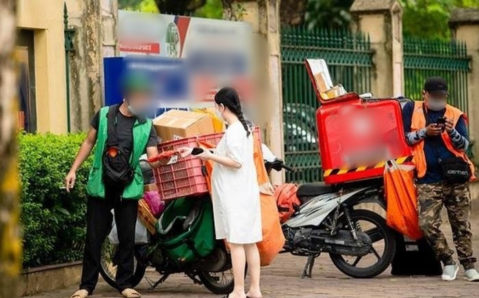 Chị H. chuyển 900 triệu thanh toán đơn hàng, trước đó nhận nhiều cuộc gọi từ shipper, lập tức trình báo công an - ảnh 2