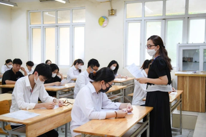 Giáo viên có thể được trả lương dạy thêm giờ - ảnh 1