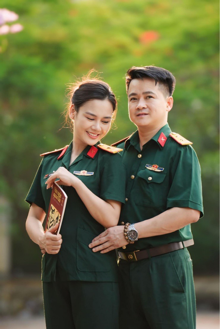 Nữ diễn viên chuyên trị vai khổ trên sóng giờ vàng VTV, U40 là Thiếu tá Quân đội, có chồng Trung tá, Phó Giám đốc nổi tiếng - ảnh 4