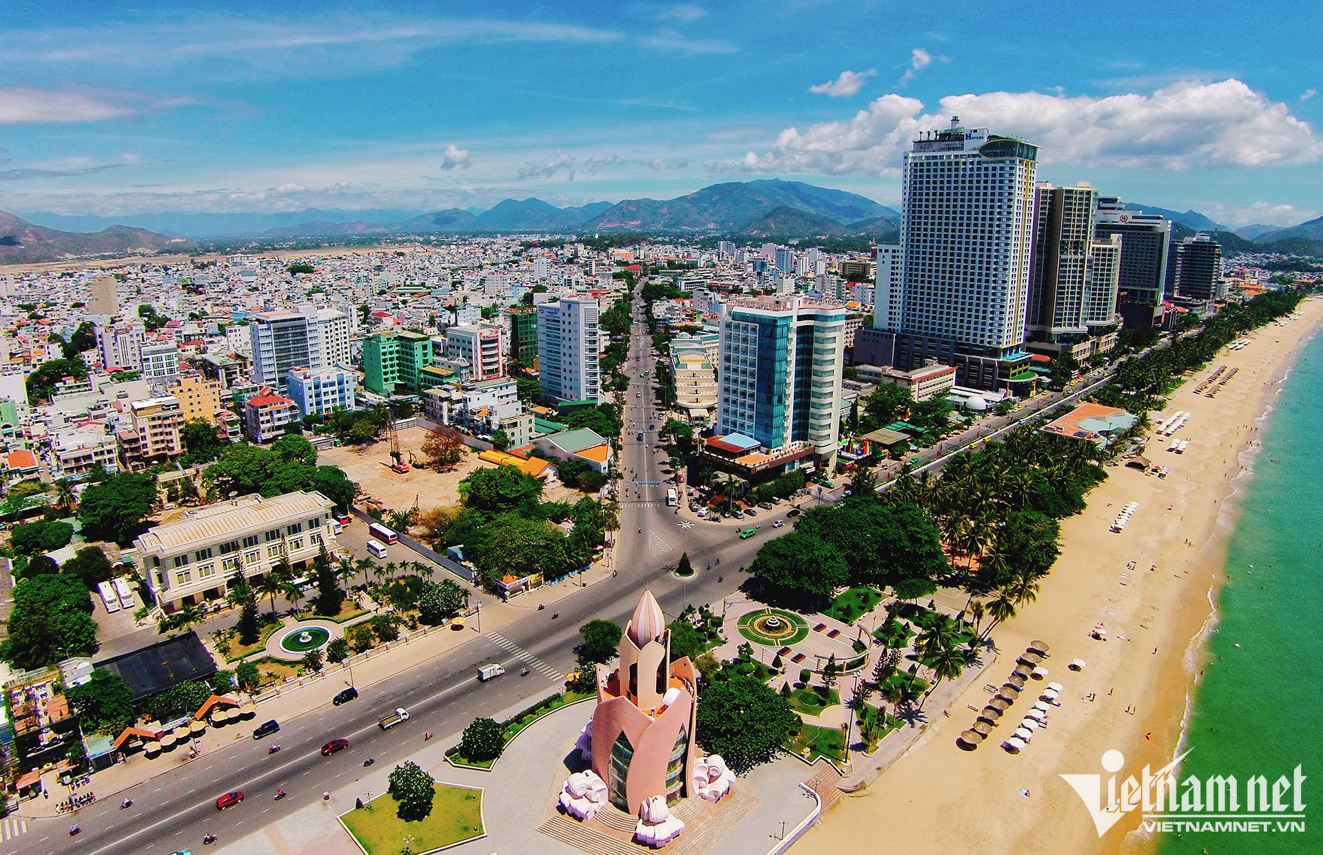 Sau khi ‘về chung một nhà’, tỉnh mới này sẽ có đường bờ biển dài nhất, resort đắt bậc nhất Việt Nam- Ảnh 1. Sau khi ‘về chung một nhà’, tỉnh mới này sẽ có đường bờ biển dài nhất, resort đắt bậc nhất Việt Nam- Ảnh 1.
