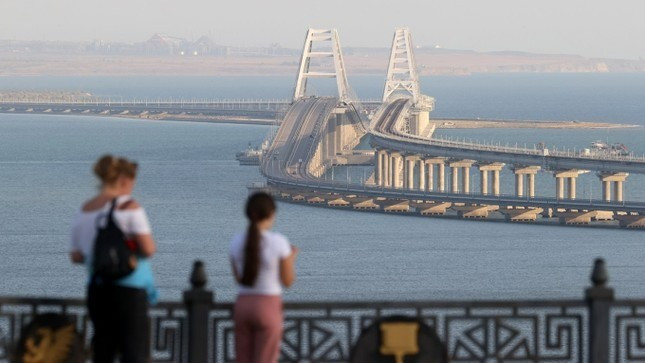 Máy bay không người lái Ukraine tấn công kho đạn Nga ở Crimea ảnh 1