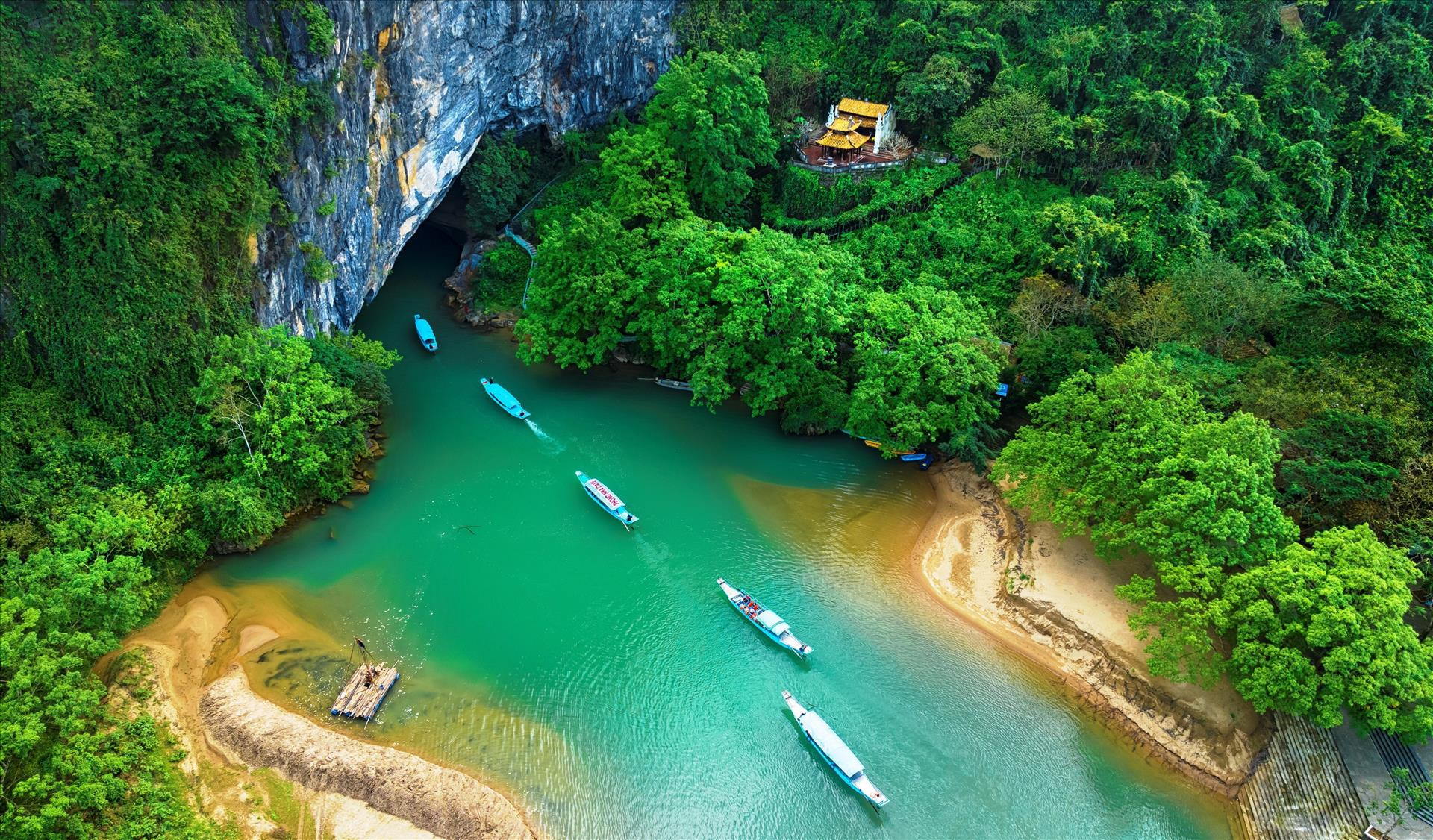 Việt Nam đang sở hữu một trong 13 điểm đến đẹp nhất thế giới, là 'vương quốc hang động' với hàng loạt kỷ lục- Ảnh 5. Việt Nam đang sở hữu một trong 13 điểm đến đẹp nhất thế giới, là 'vương quốc hang động' với hàng loạt kỷ lục- Ảnh 5.