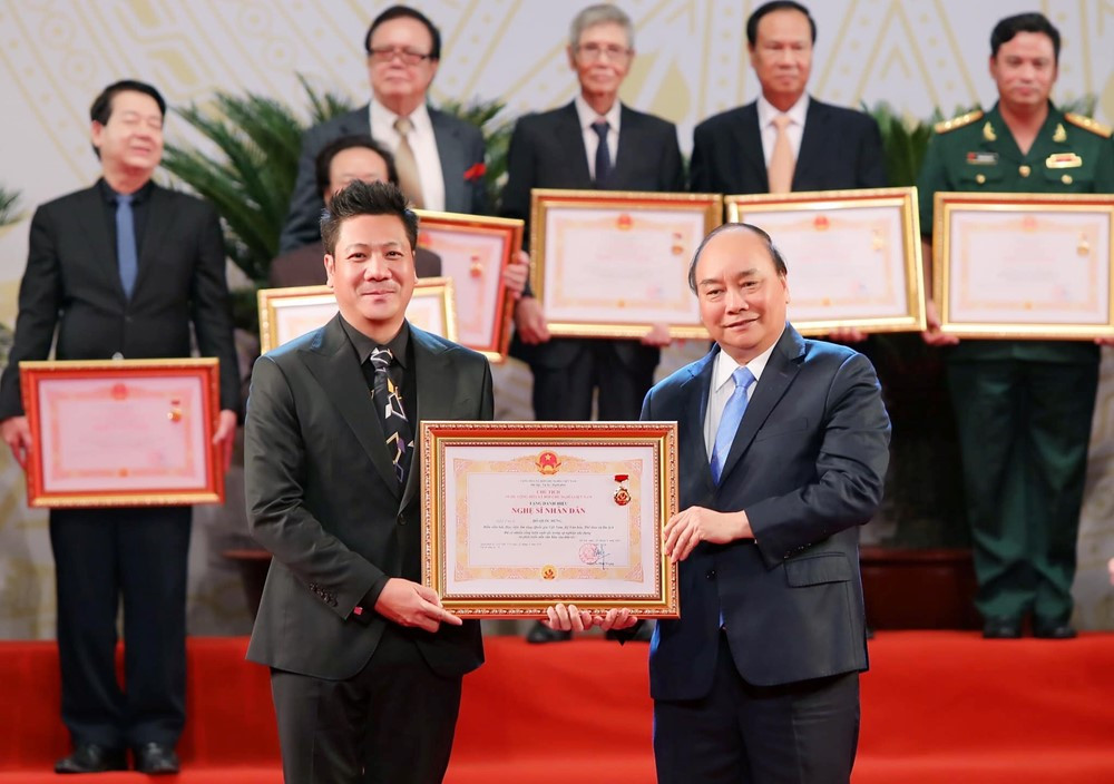 Gia đình hiếm hoi có hai anh em được phong NSND: Người là biên đạo múa nổi tiếng, người sở hữu giọng bass hiếm bậc nhất Việt Nam - ảnh 3