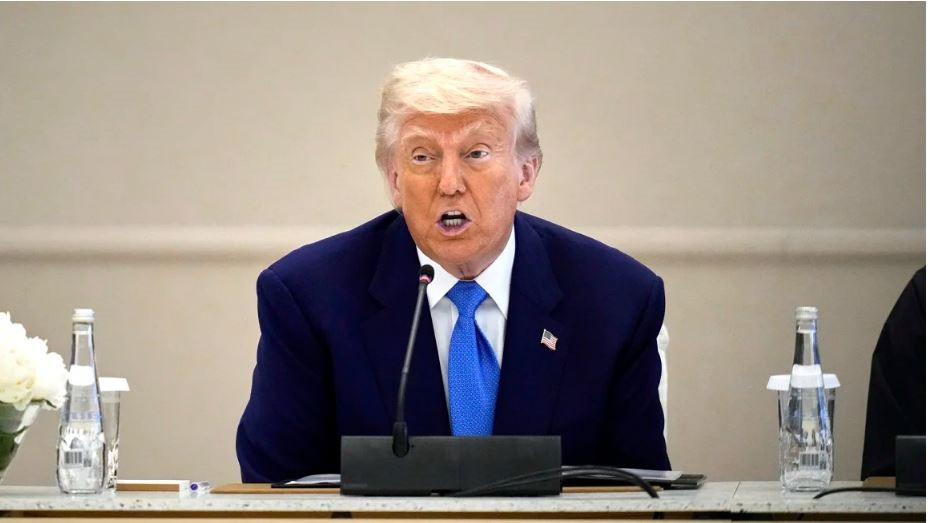 Ông Trump bất ngờ tuyên bố: Đàm phán quá chậm, vài tuần nữa sẽ gửi thư chốt mức thuế mà 150 quốc gia phải chịu - ảnh 1