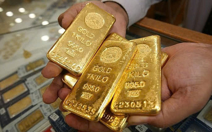 Không cần mỏ vàng: Người Mỹ kiếm tiền từ chính hộp trang sức của mình