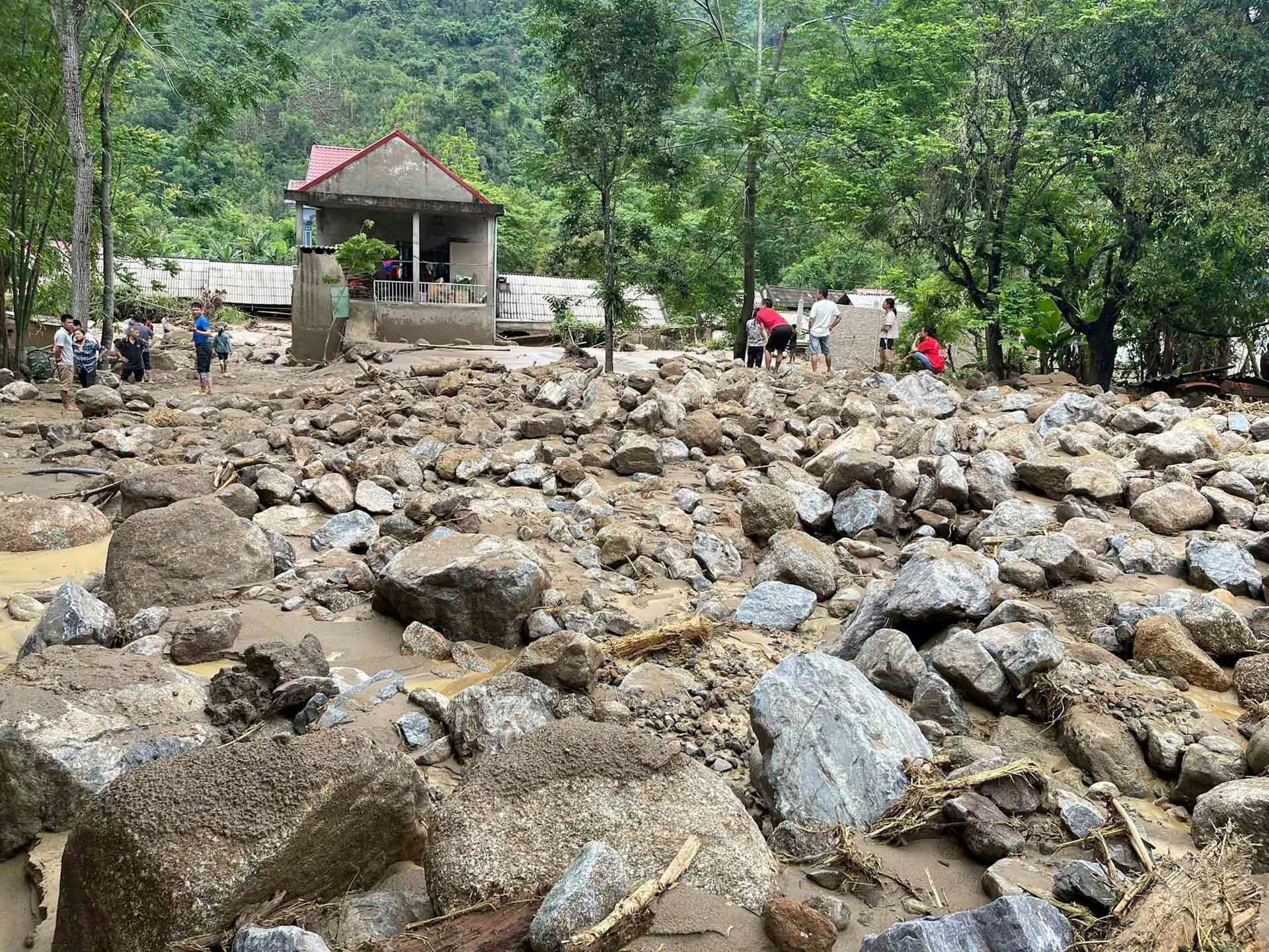 sat lo bac kan 53318.jpg