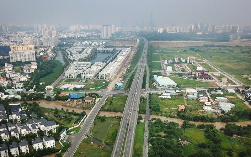 Nếu cấp xã được thực hiện cấp sổ đỏ, người dân sẽ được hưởng lợi gì?- Ảnh 1. Nếu cấp xã được thực hiện cấp sổ đỏ, người dân sẽ được hưởng lợi gì?- Ảnh 1.