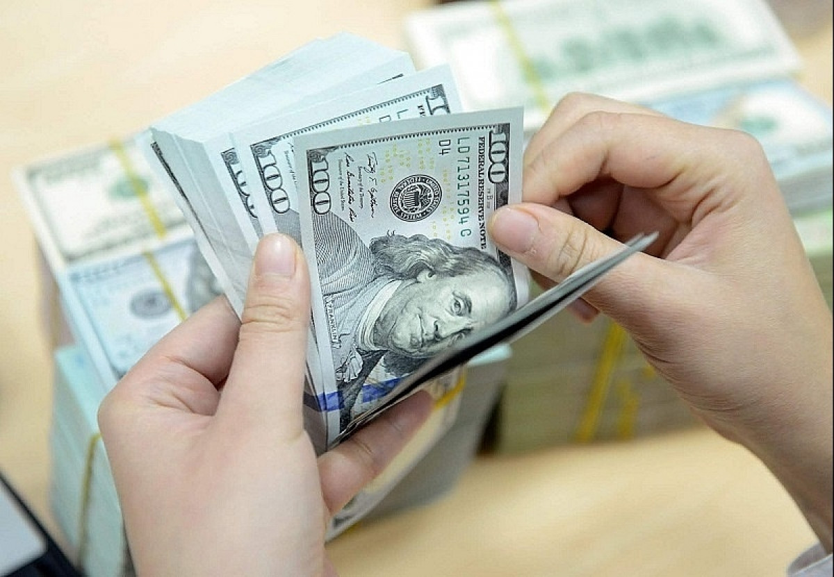 Tỷ giá ngày 19/5: USD và NDT hạ nhiệt nhẹ, chợ đen điều chỉnh mạnh