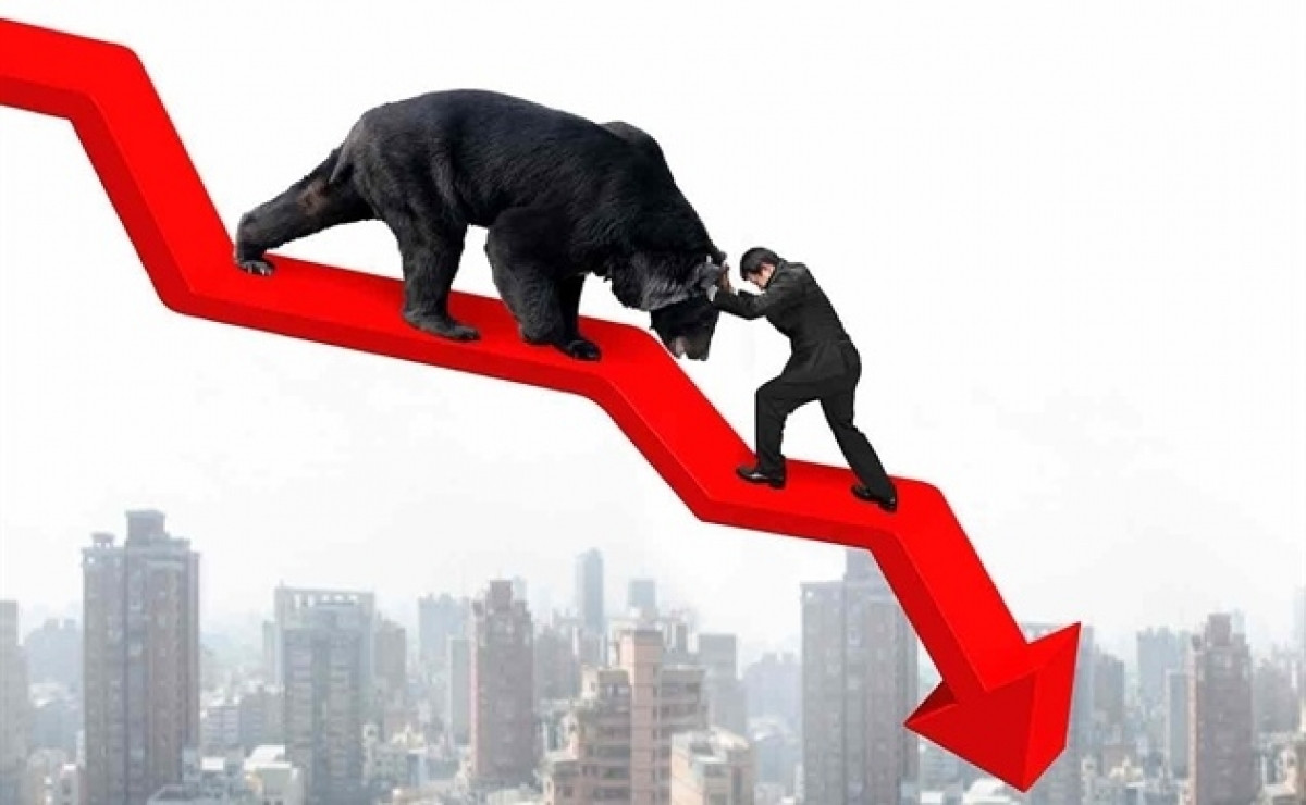 VN-Index thủng mốc 1.300 điểm, một cổ phiếu VN30 tím trần