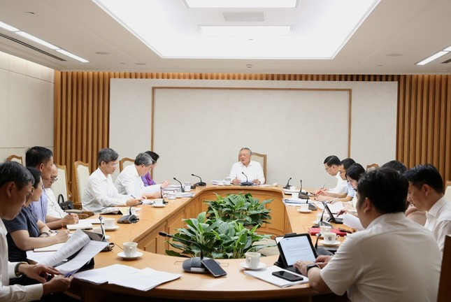 Bộ trưởng Nội vụ: 129 nhiệm vụ, thẩm quyền chuyển từ cấp huyện xuống cấp xã ảnh 1