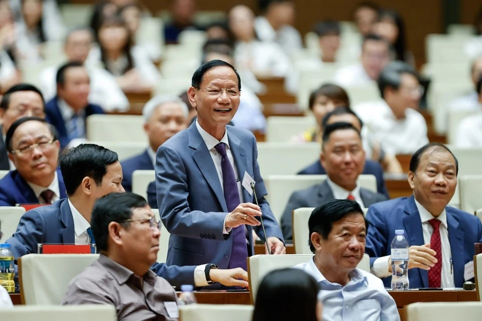 ong-vu-van-tien.png