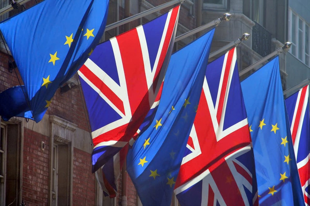 Anh - EU sắp ký thỏa thuận lịch sử hậu Brexit - ảnh 1