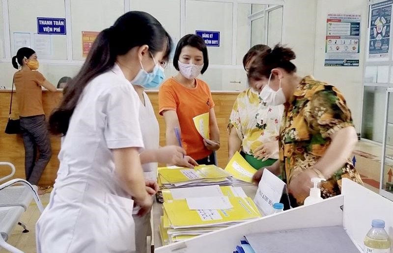 Từ 1/7, người dân chữa bệnh tại nhà vẫn được hưởng BHYT, chi trả 100% chi phí khi vượt tuyến - ảnh 2