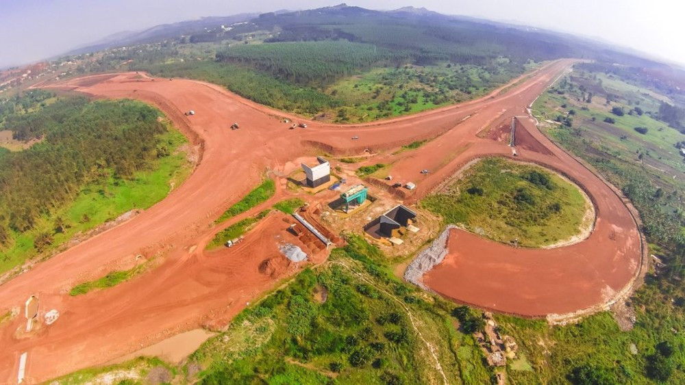 Chọn nhà thầu Trung Quốc cho dự án đường cao tốc huyết mạch dài 24km, gồm 4 làn xe 13 cây cầu, dự kiến hoàn thành năm 2027 - ảnh 1