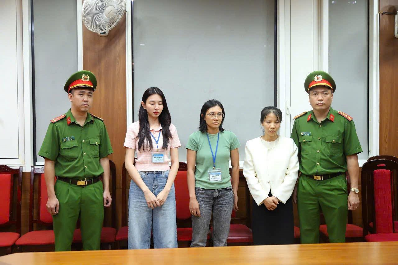 thuy-tin-bi-bat.jpg