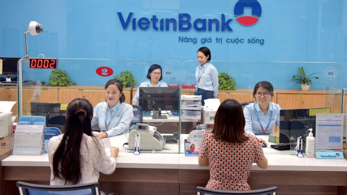 Nóng: VietinBank (CTG) bất ngờ 'xóa sổ' 7 phòng giao dịch