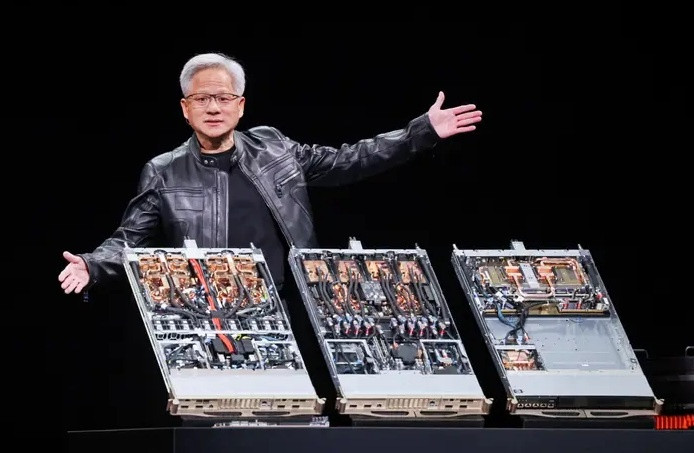 Jensen Huang ca ngợi DeepSeek R1: 'Món quà cho ngành AI'