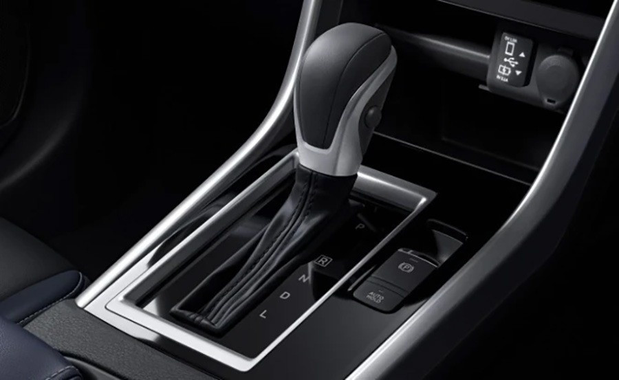 ‘Vua phân khúc’ Mitsubishi Xpander 2025 giá từ 424 triệu đồng: Thiết kế được tinh chỉnh, thêm loạt trang bị an toàn hơn