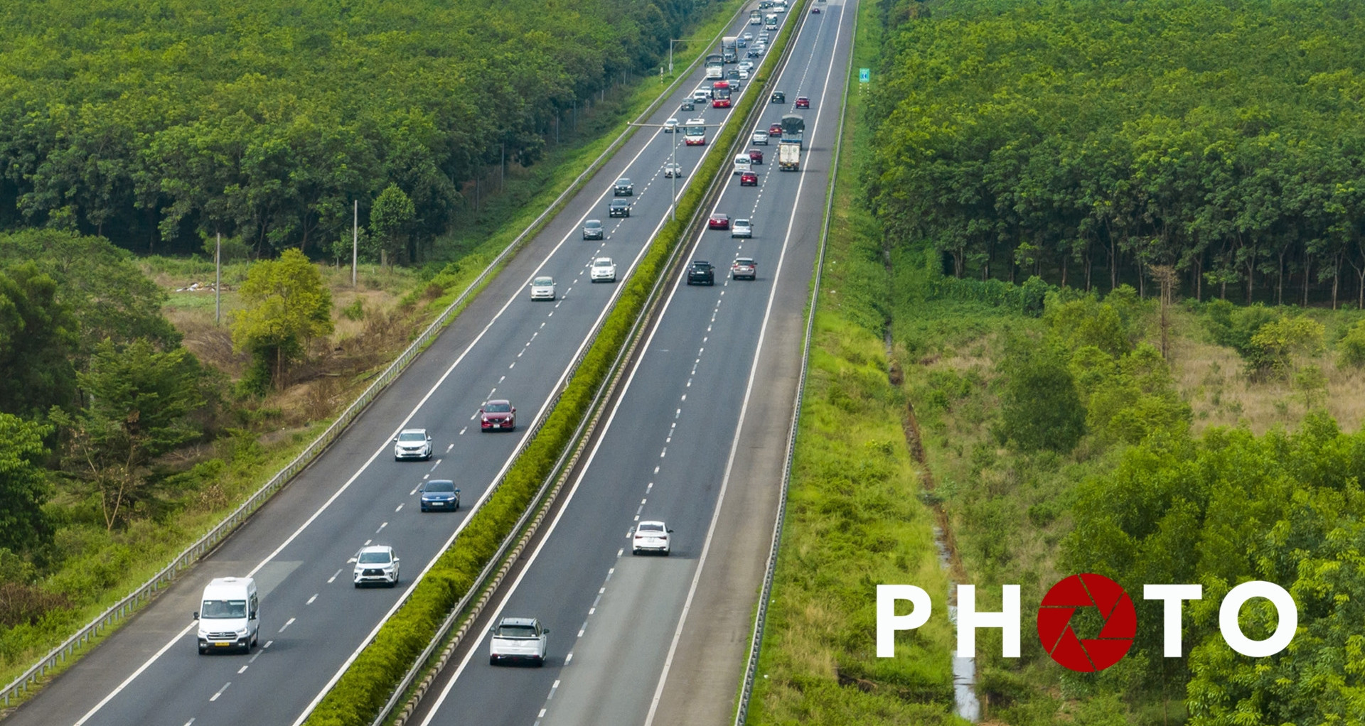 Toàn cảnh 1.206km tuyến cao tốc Bắc - Nam đã thông xe