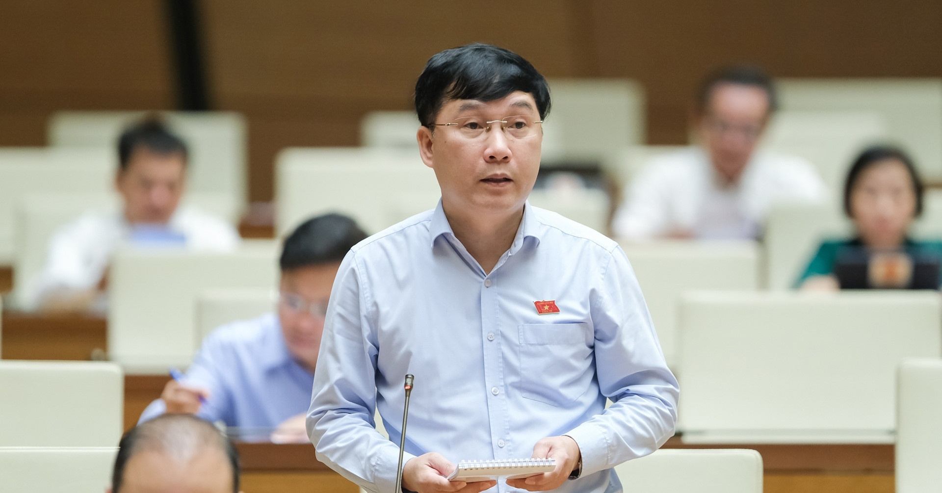 Tuyển lại cán bộ giỏi bị loại khỏi hệ thống do thiếu biên chế, ai kém phải thay luôn