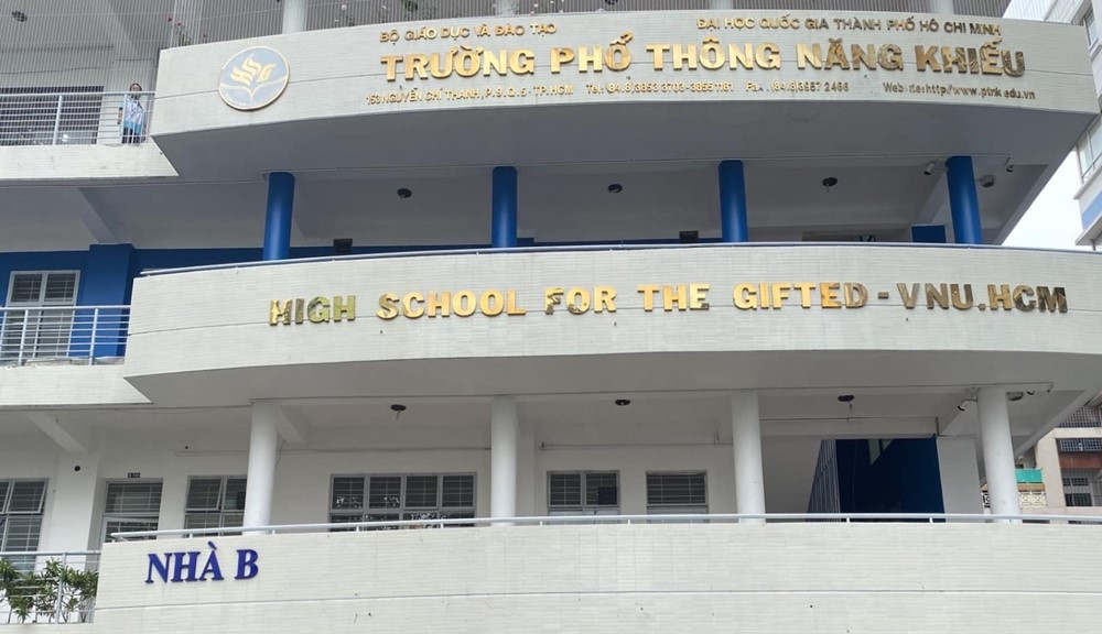 Đề xuất giáo viên trường chuyên được nhận thu nhập tăng thêm, mức hưởng lên tới 23 triệu/tháng - ảnh 1