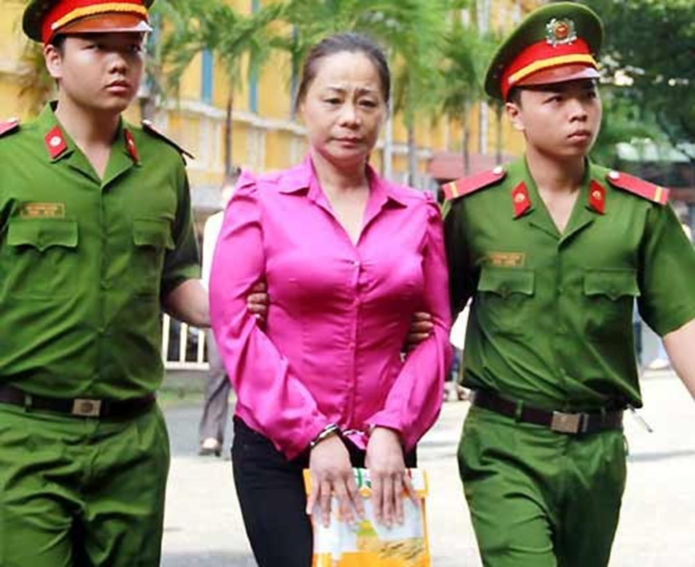 Trước Thùy Tiên, đây là những hoa hậu Việt từng vướng lao lý: Người bị cáo buộc lừa đảo hàng chục tỷ, người cầm đầu đường dây bán dâm - ảnh 5