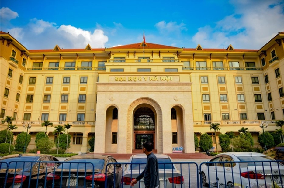 Việt Nam đầu tư hơn 3.000 tỷ cho trường Y duy nhất lọt top đại học thế giới năm 2025 - ảnh 2