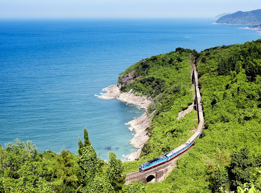Công trình huyết mạch 1.730km của Việt Nam từng được Liên Xô và Trung Quốc giúp đỡ xây dựng: Huy động hơn 10 vạn nhân công, gần 50 năm vẫn không thể thay thế - ảnh 4
