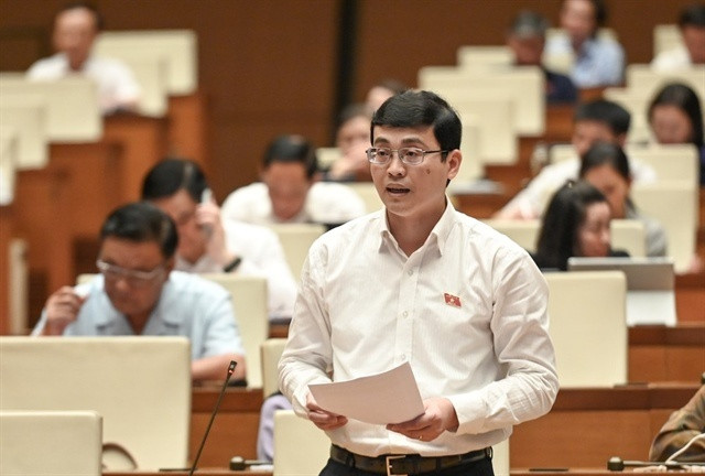 Đại biểu Quốc hội: Không cho giữ cổ phiếu quỹ, doanh nghiệp tự vệ bằng gì?