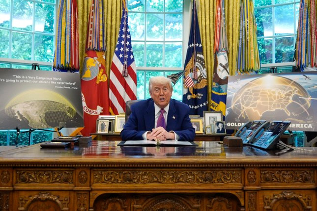 Tổng thống Mỹ Trump muốn sớm kích hoạt hệ thống chiến tranh vũ trụ cực kỳ tốn kém ảnh 1