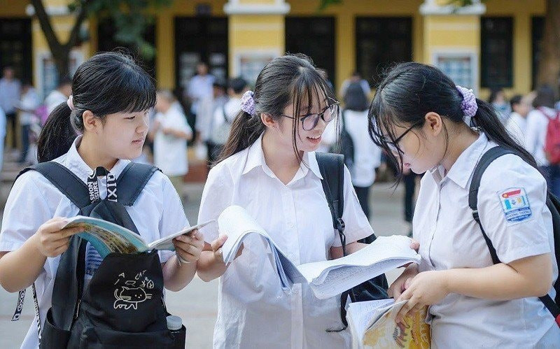 Chi tiết lịch thi lớp 10 của 63 tỉnh, thành phố năm 2025 - ảnh 1