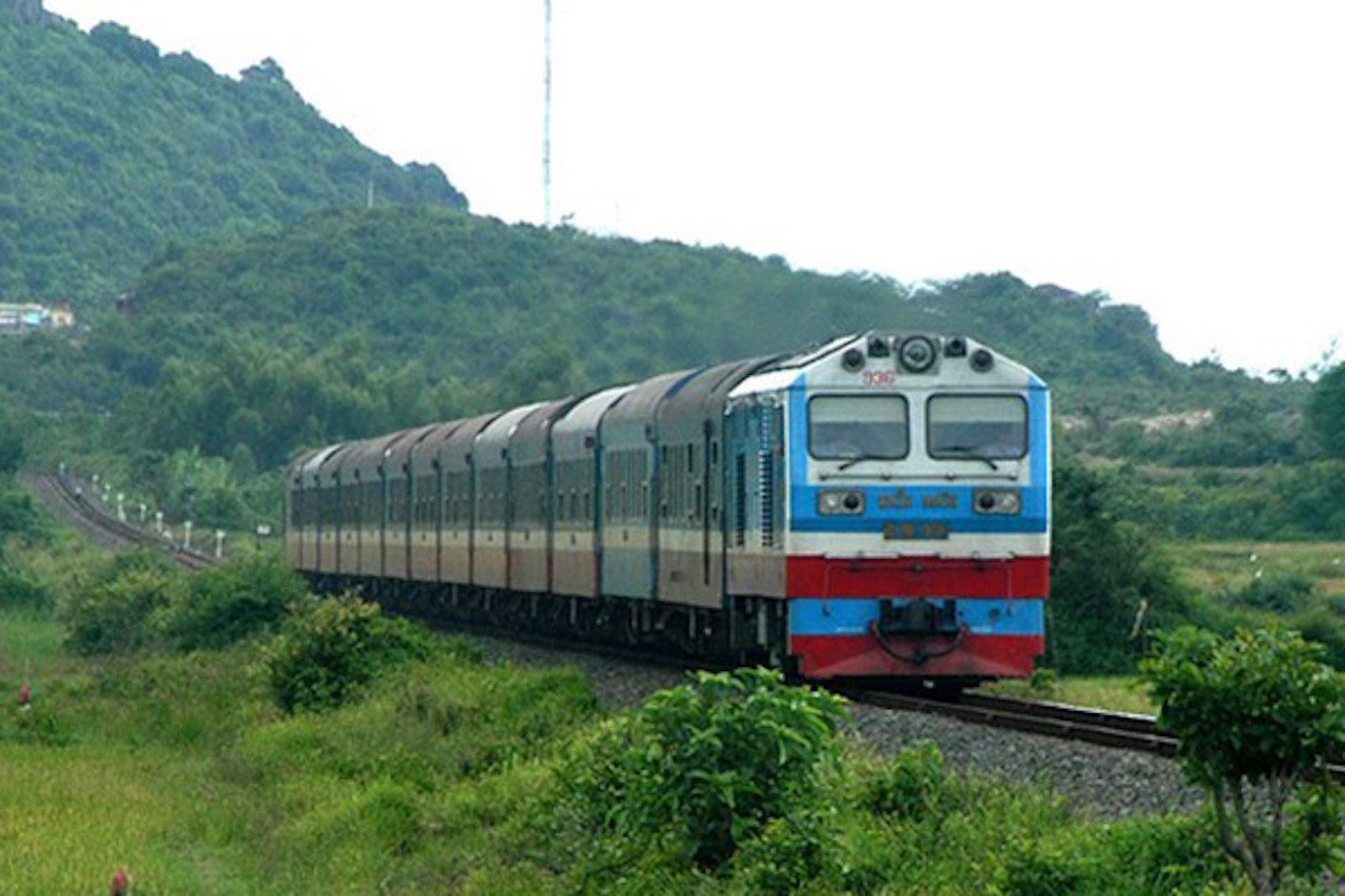 duong sat.jpg