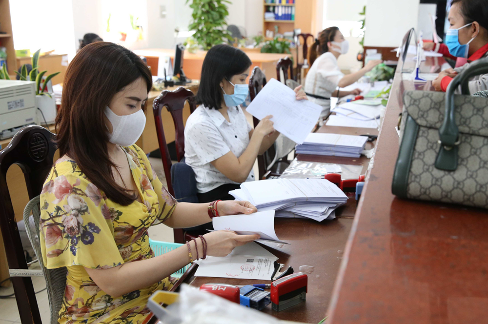 Từ ngày 30/6: Cán bộ, công chức không thực hiện điều này sẽ bị coi là không đáp ứng yêu cầu công việc - ảnh 1