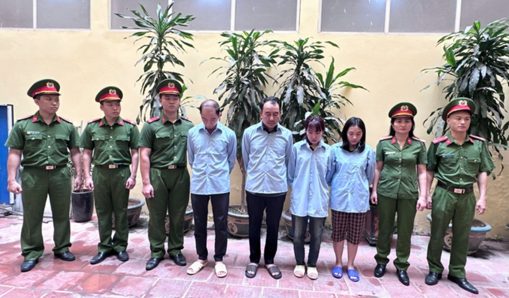 Bắt Bí thư Đảng ủy phường Nguyễn Xuân Chinh - ảnh 3