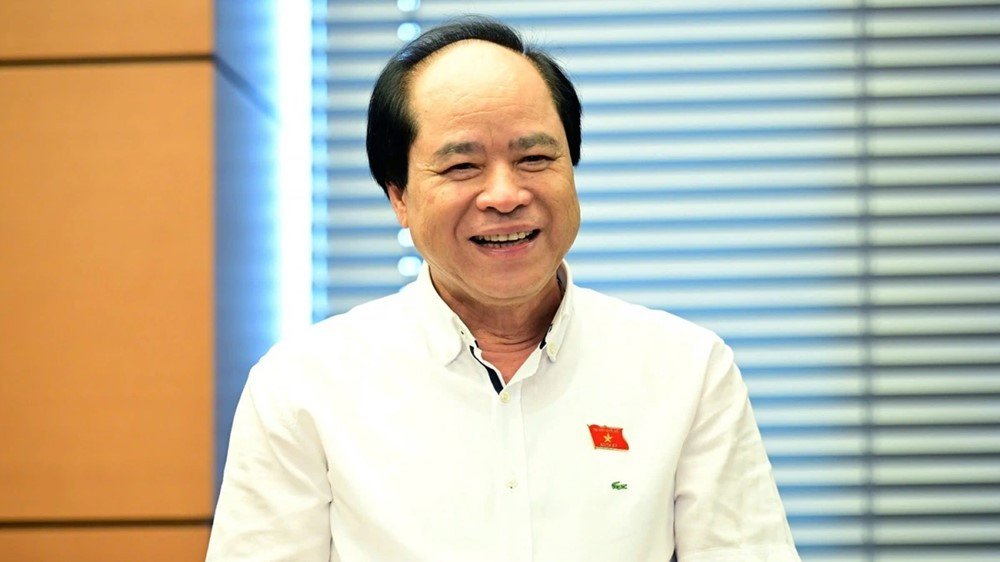 Đại biểu Quốc hội: Ngoài việc miễn học phí cho học sinh, cần hạn chế các khoản thu khác ‘vì các loại phí cũng không phải ít’ - ảnh 2