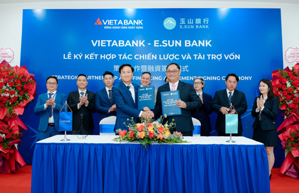 VietABank (VAB) ký kết hợp tác chiến lược với ngân hàng E.SUN (Đài Loan)