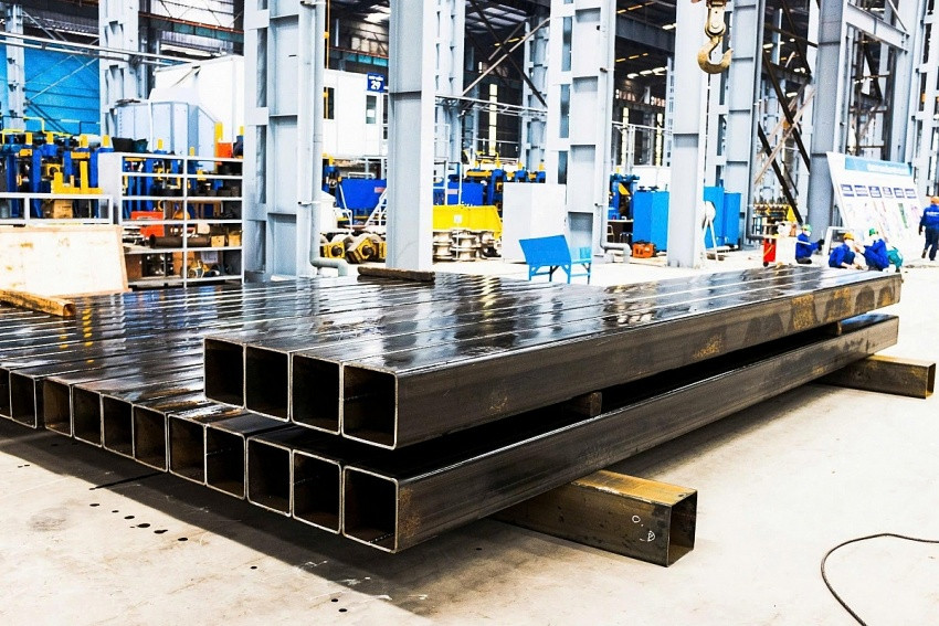 Sản phẩm xuất khẩu của Việt Nam đối diện 284 vụ điều tra, Hòa Phát (HPG) lách qua ‘khe cửa hẹp’